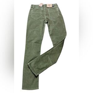 NWT Patagonia Green Corduroy Pants